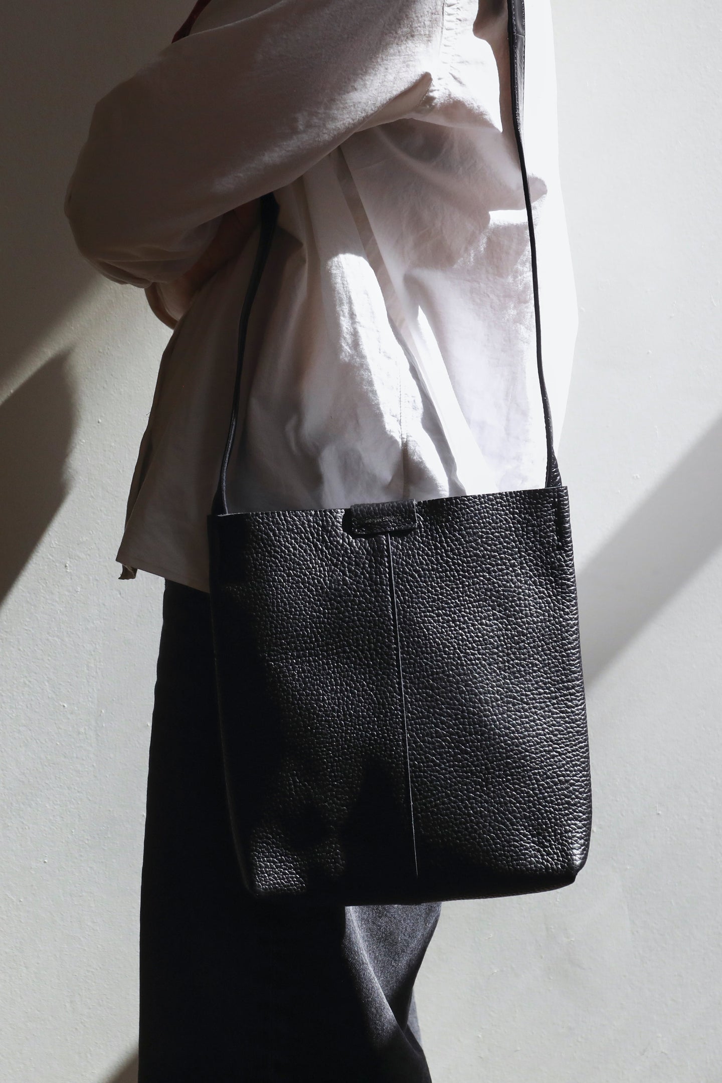 Hender Scheme Piano Shoulder Bag Small – Black